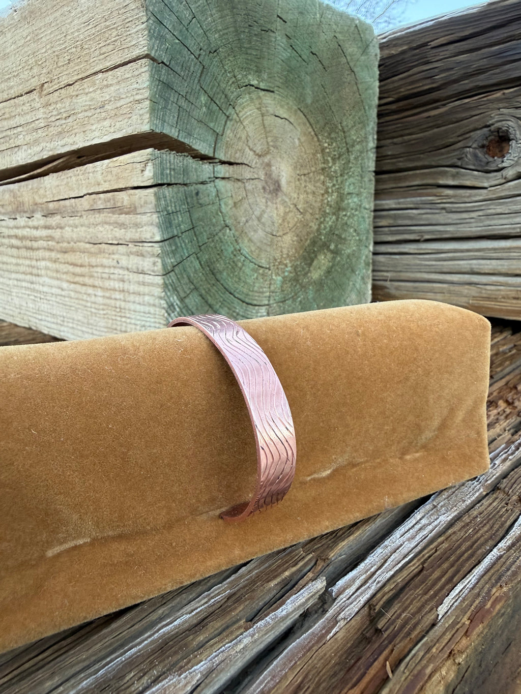 Wave copper cuff